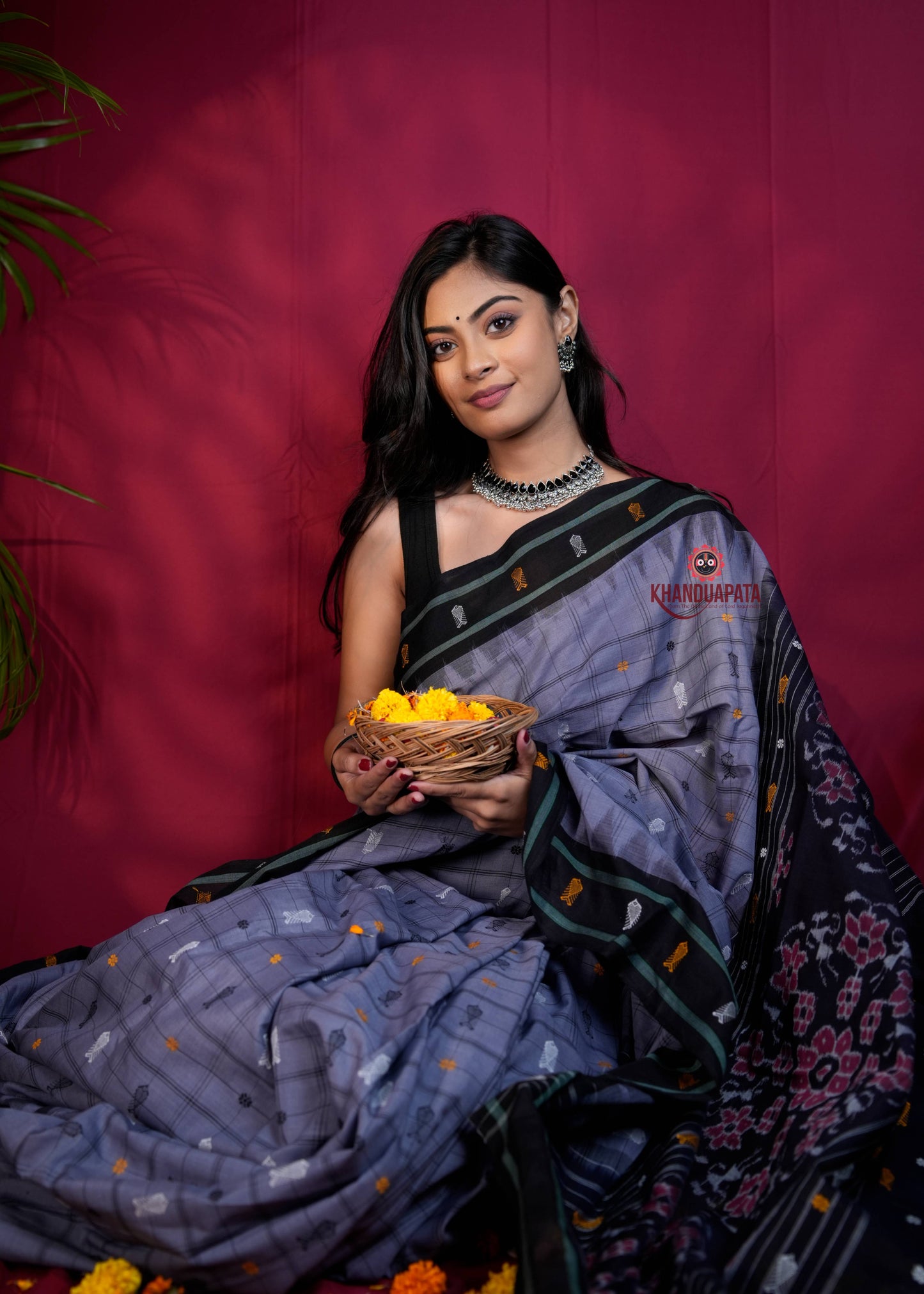 Grey & Black Colour Fish Design Cotton Saree For Women