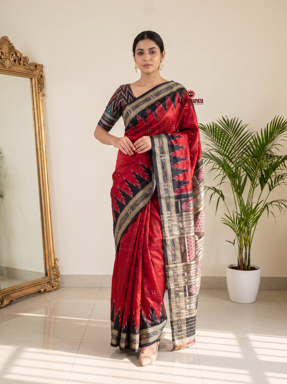 Red and black colour traditional Ikat design silk saree by Khanduapata - pallu detail