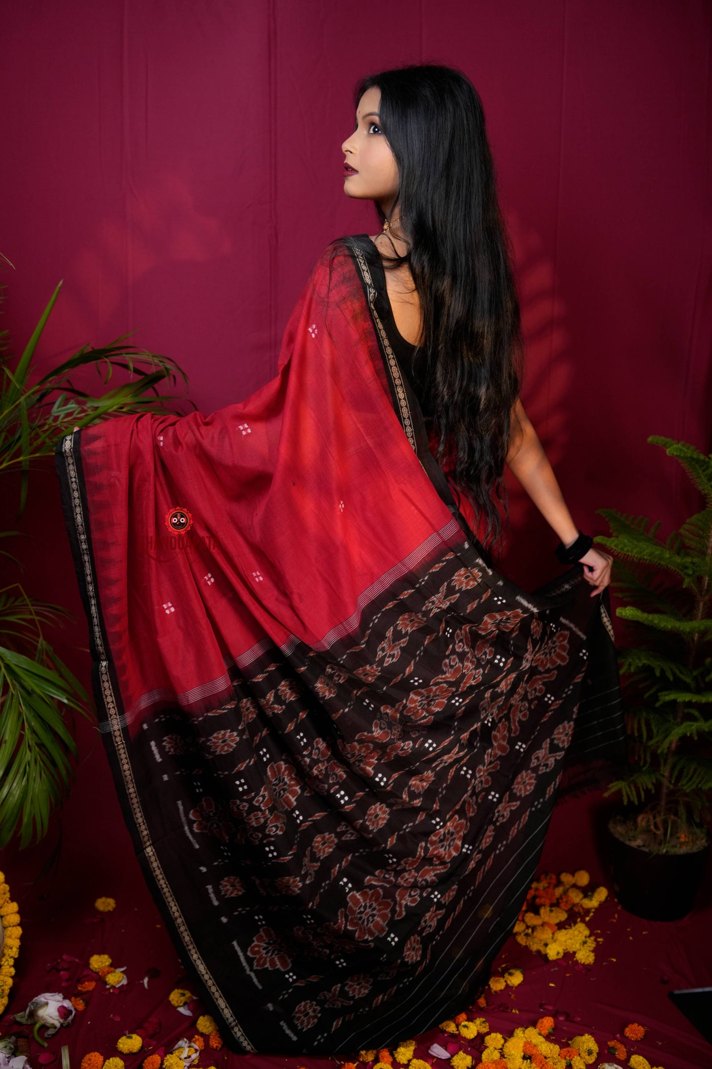 Red & Black Dot Design Cotton Saree For Women