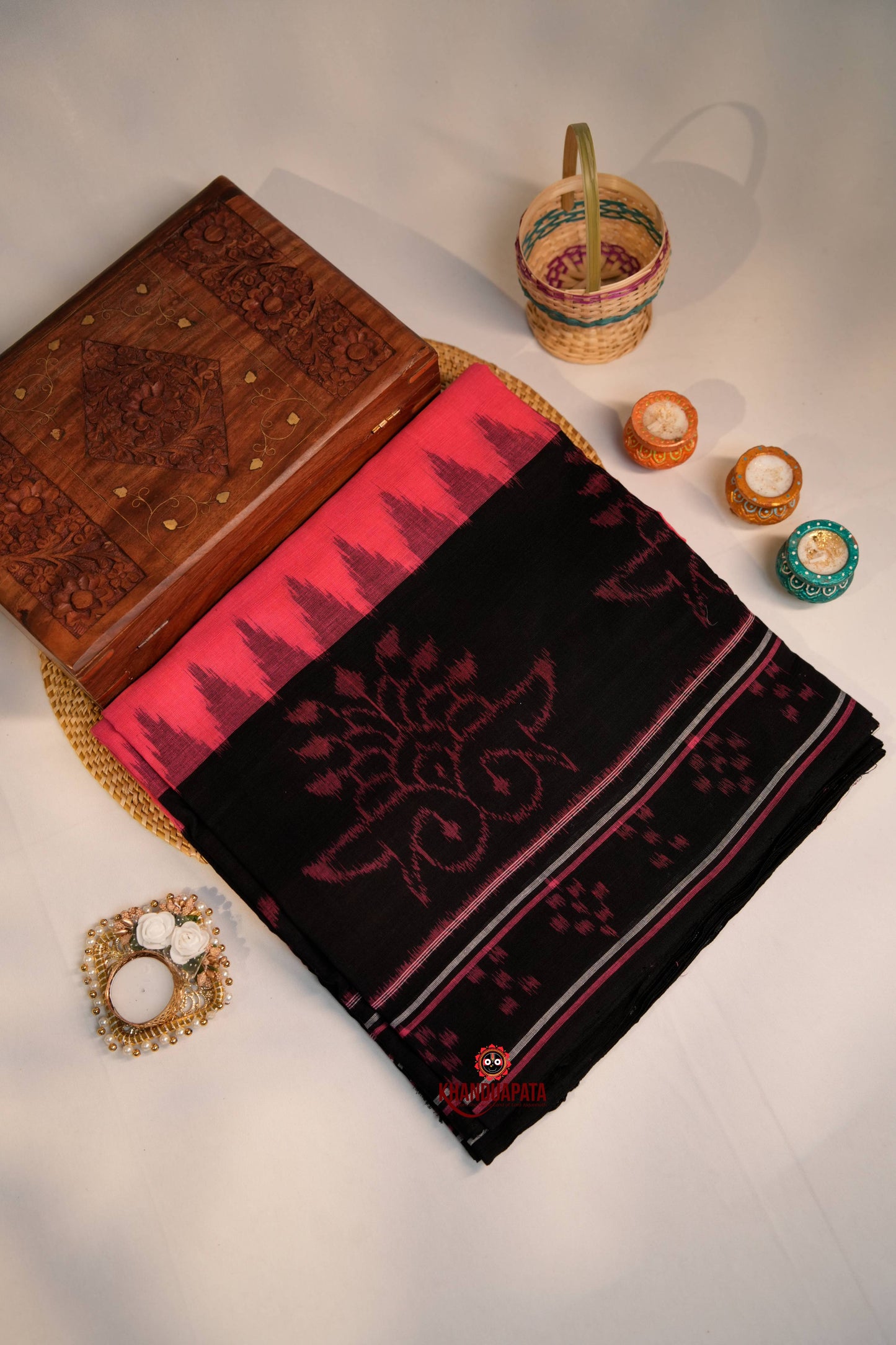Pink & Black Colour Pasapali Border Design Cotton Saree For Women