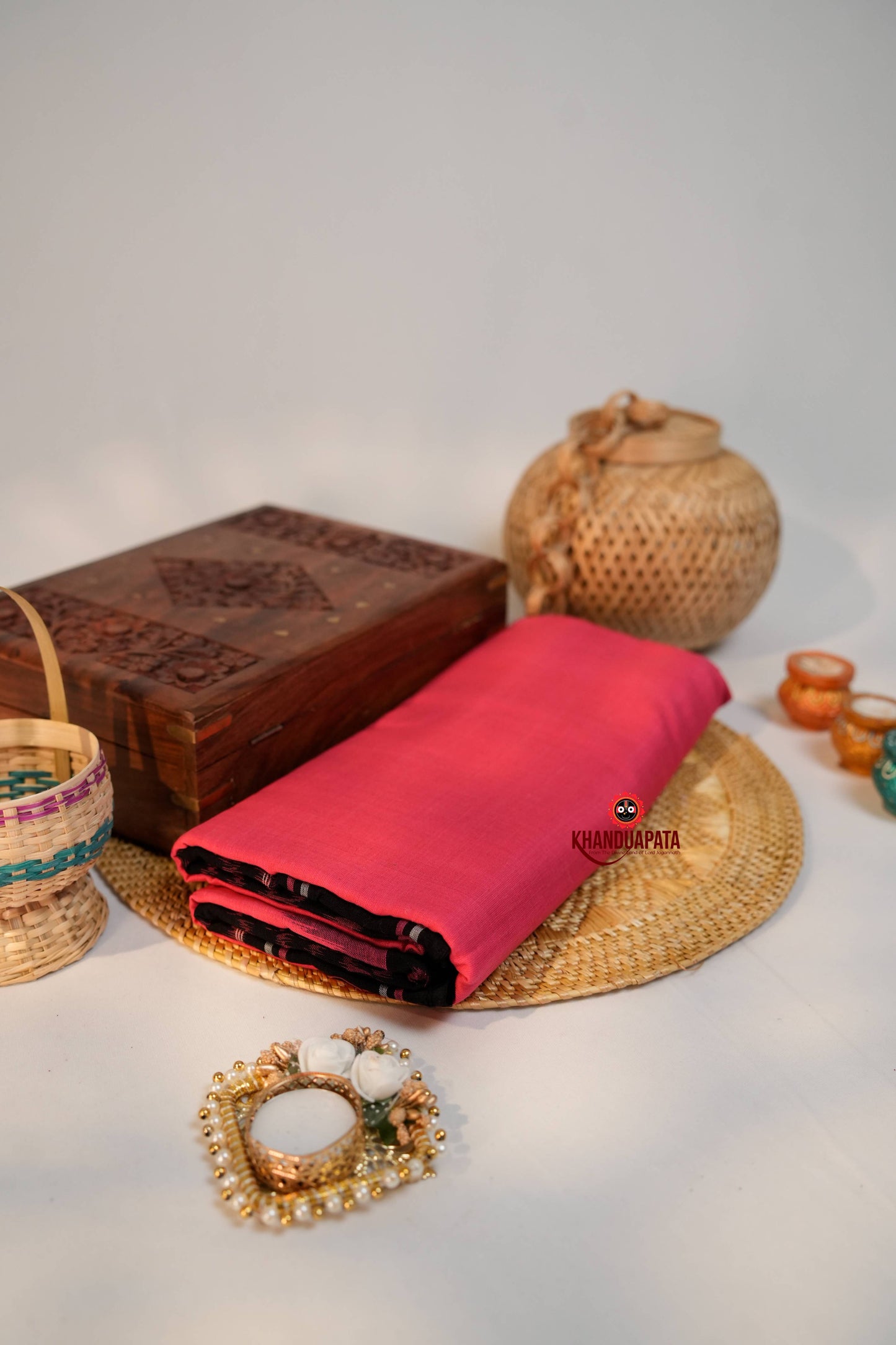 Pink & Black Colour Pasapali Border Design Cotton Saree For Women