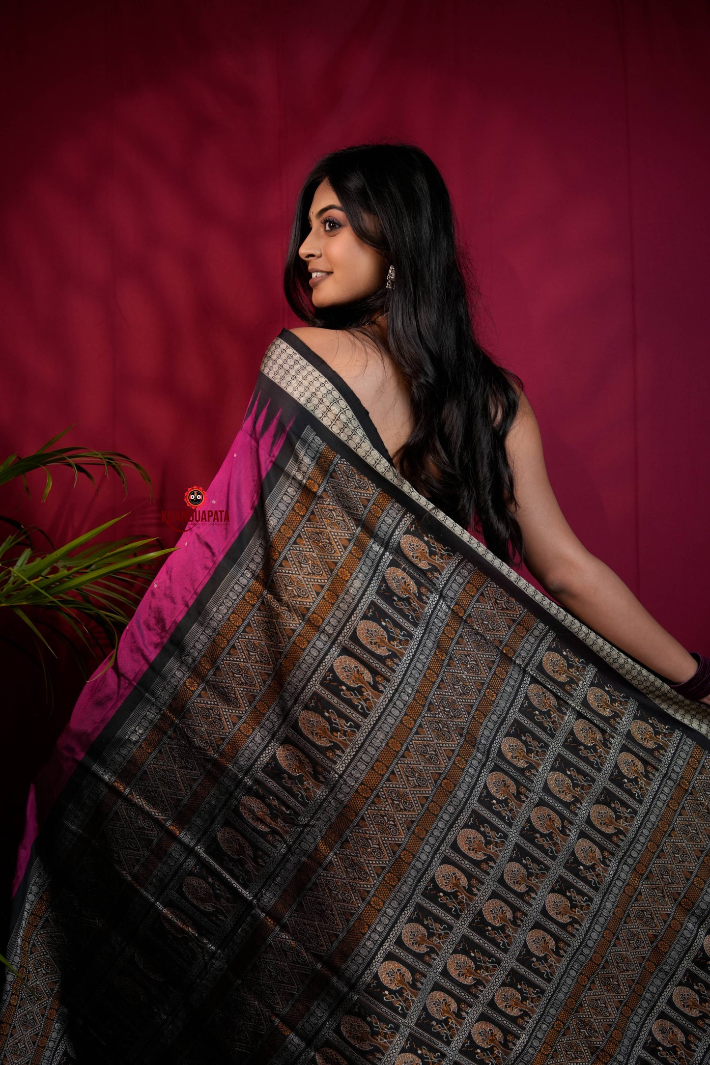 Black & Magenta Colour Dot Design Silk Saree For Women