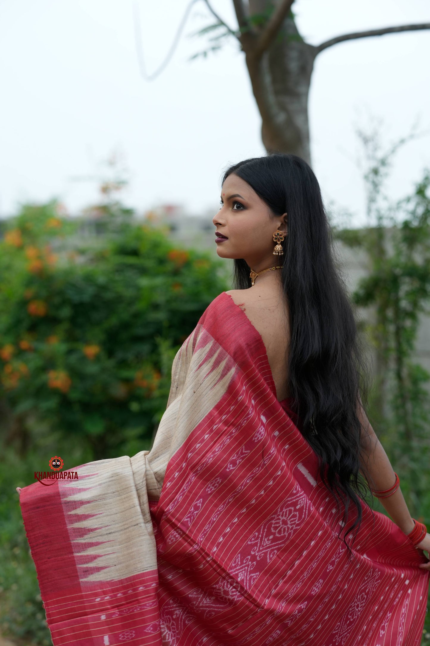 Red & Beige Colour Plain Tussar Silk Saree For Women