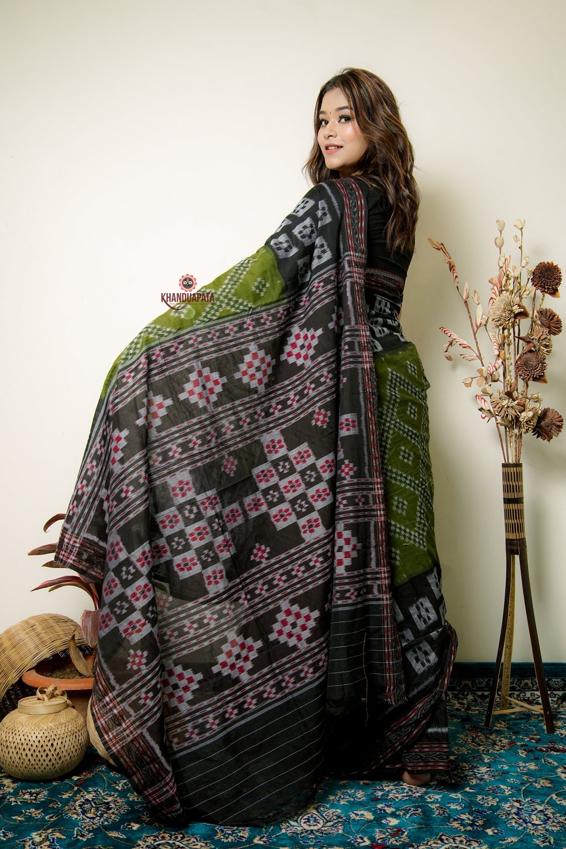 Black And Grey Box Design Cotton Saree For Women