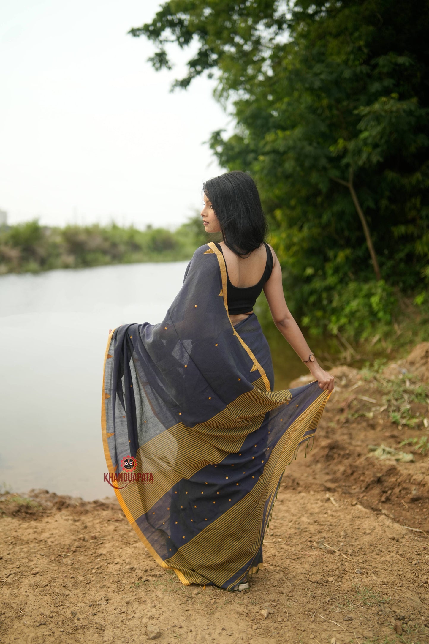 Grey and Mustard Yellow Dot Pattern Cotton Saree For Women