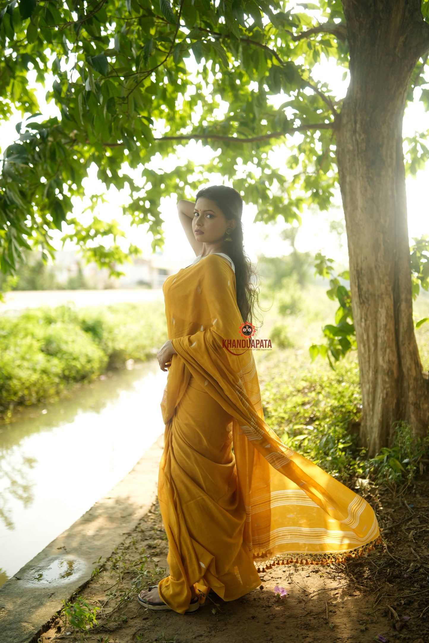 White & Mustard Yellow Leaf Pattern Cotton Saree For Women