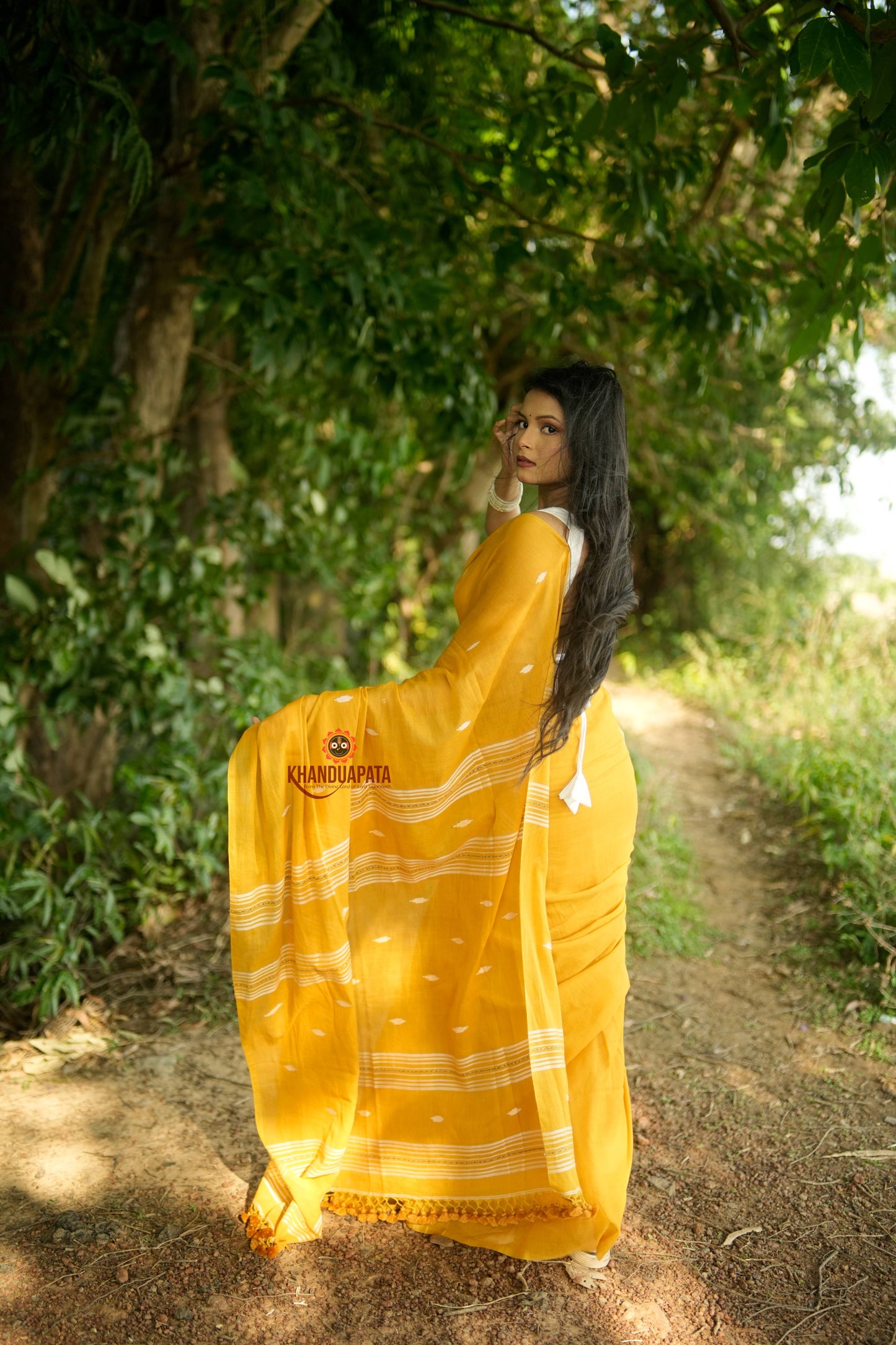 White & Mustard Yellow Leaf Pattern Cotton Saree For Women