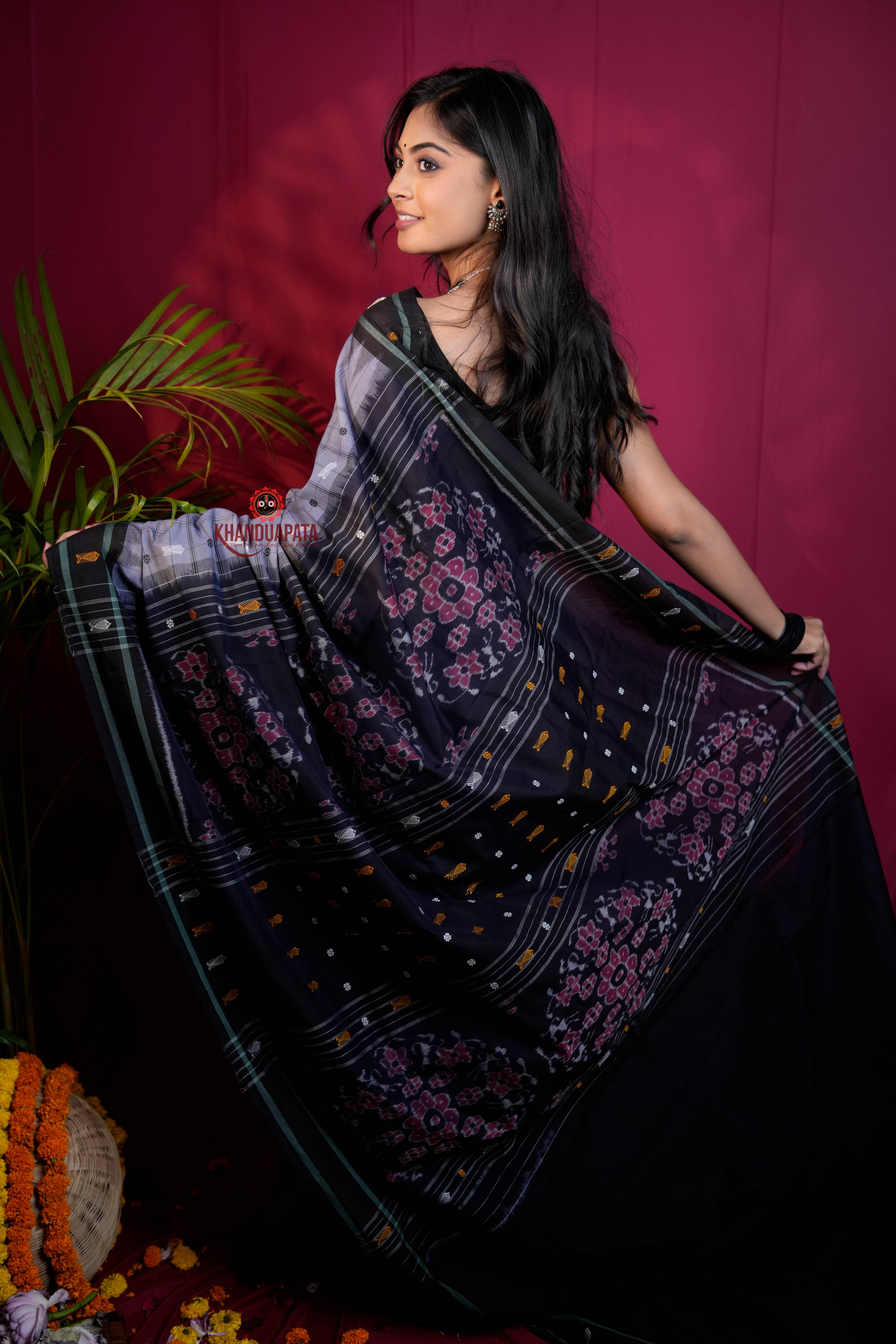 Grey & Black Colour Fish Design Cotton Saree For Women