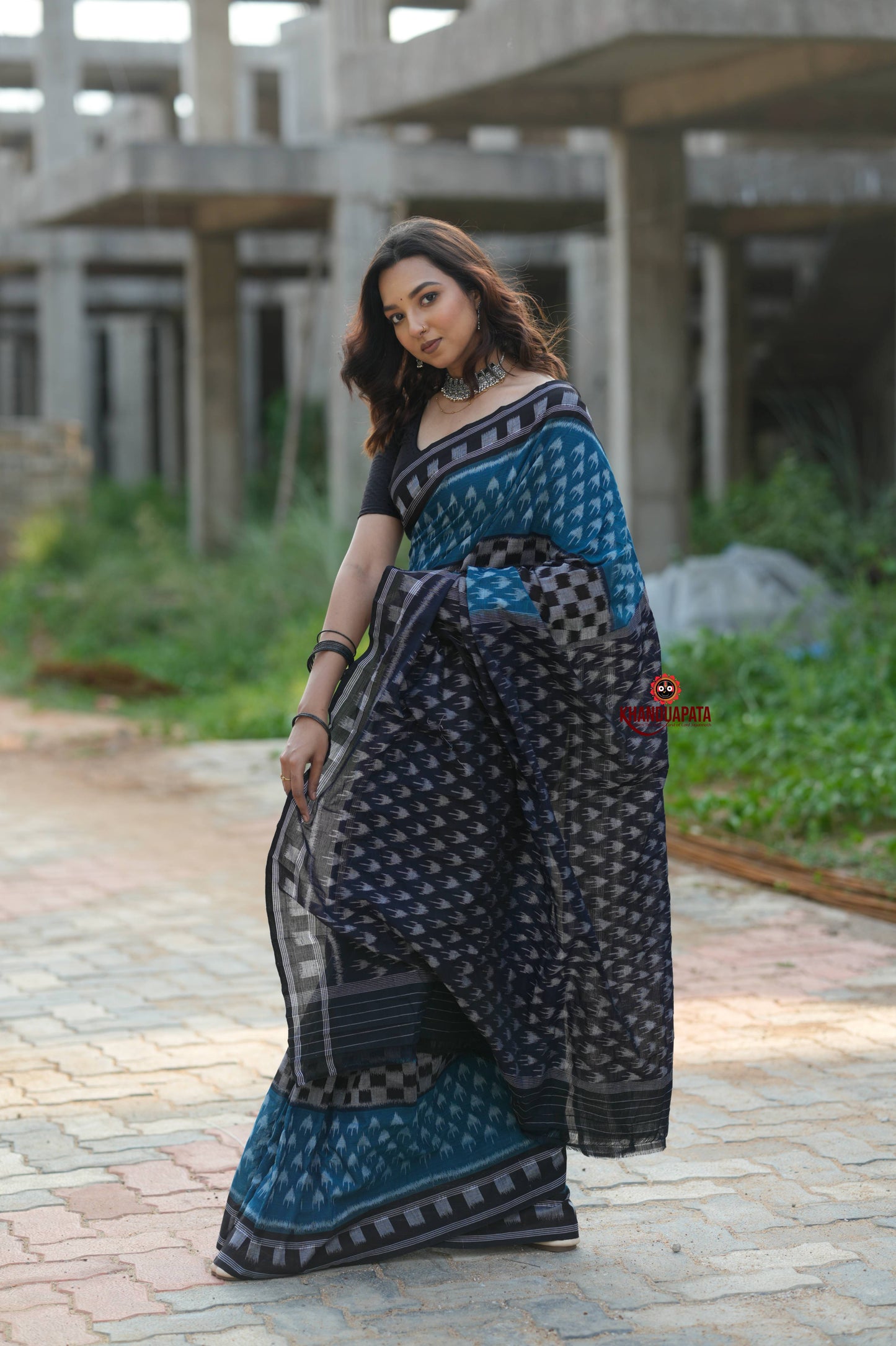 Green & Black Colour Box Design Cotton Saree For Women