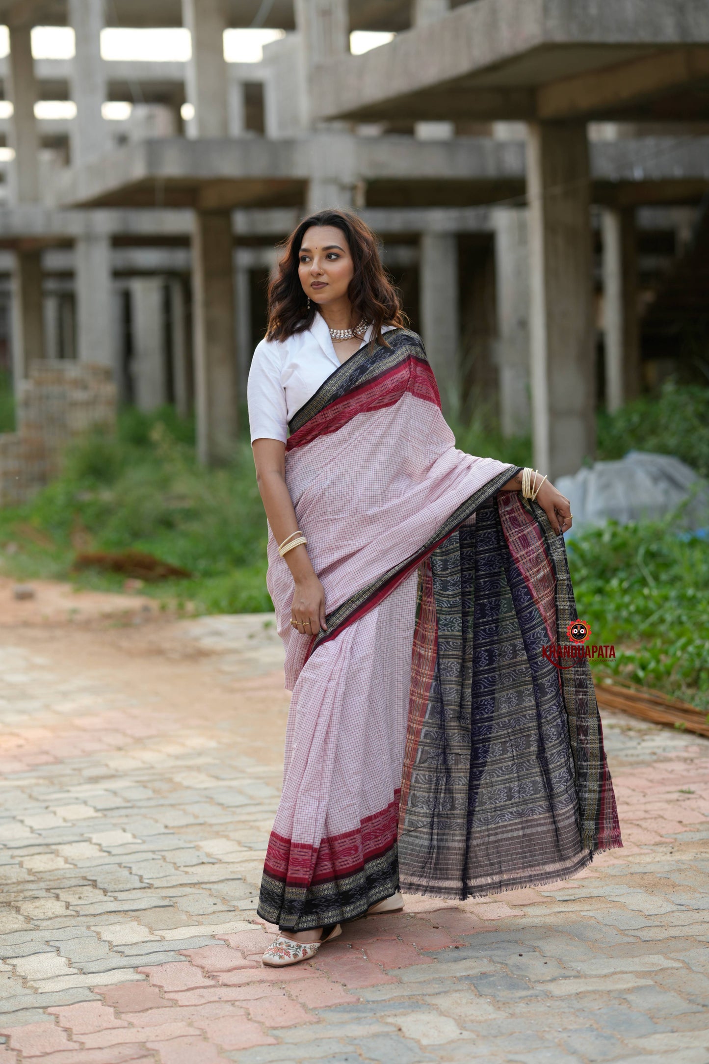 White & Red  Double Border Design Cotton Saree For Women
