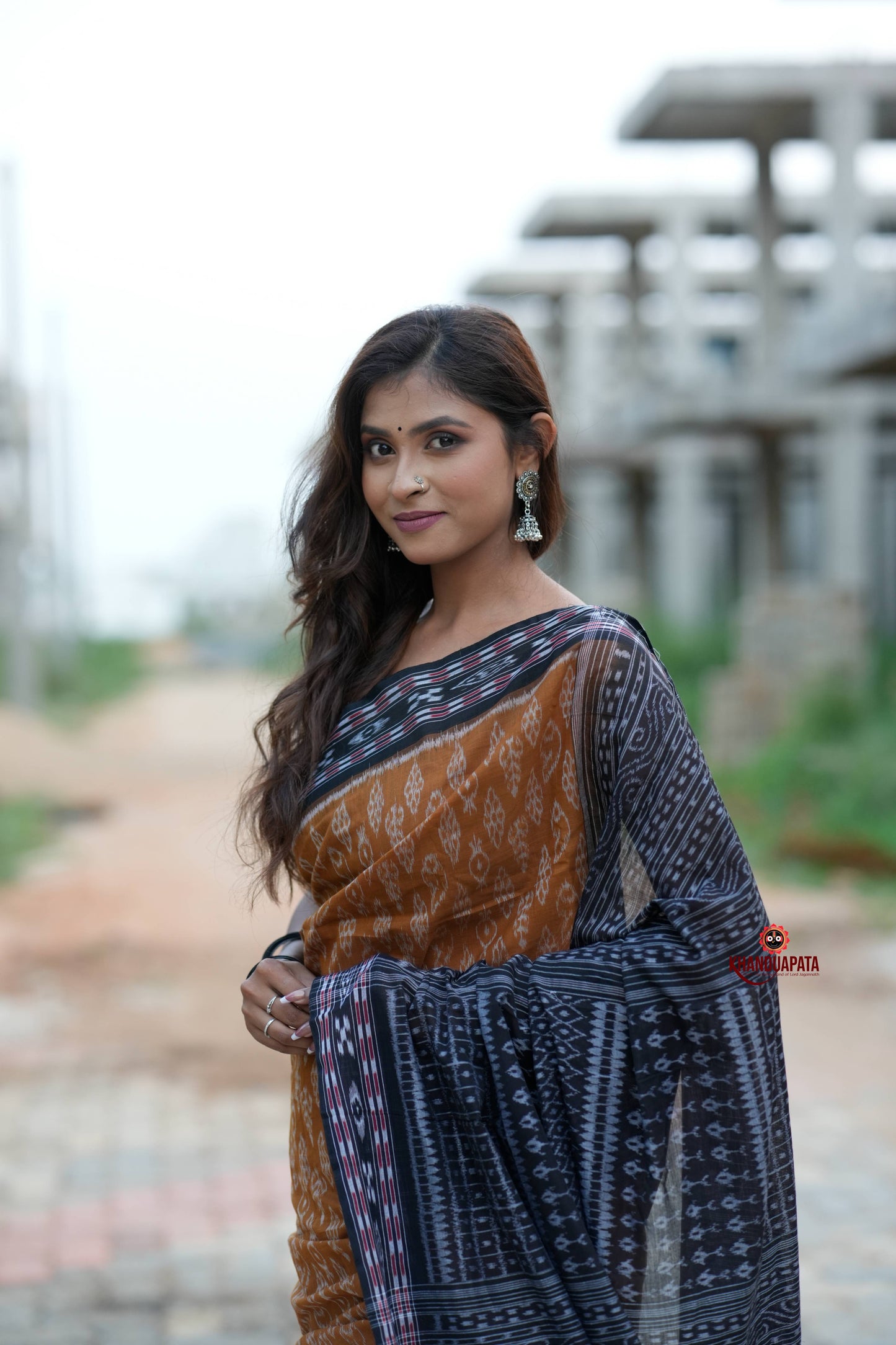 Black & Brown Body Design Cotton Saree For Women
