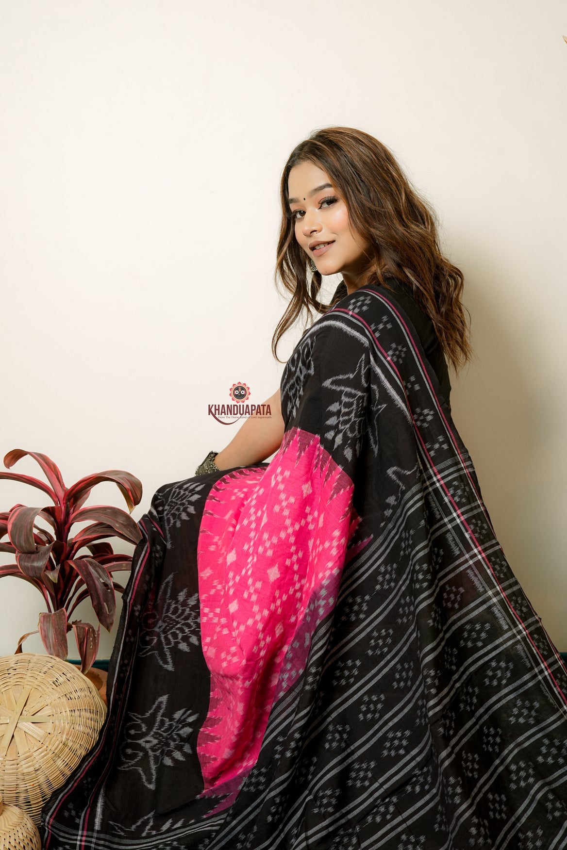 Light Pink & Black Design Cotton Saree For Women