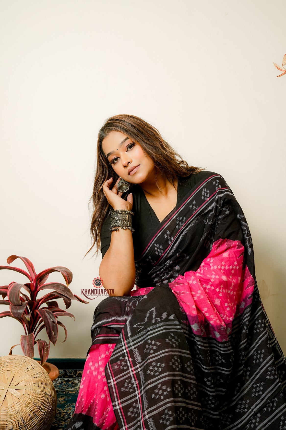 Light Pink & Black Design Cotton Saree For Women