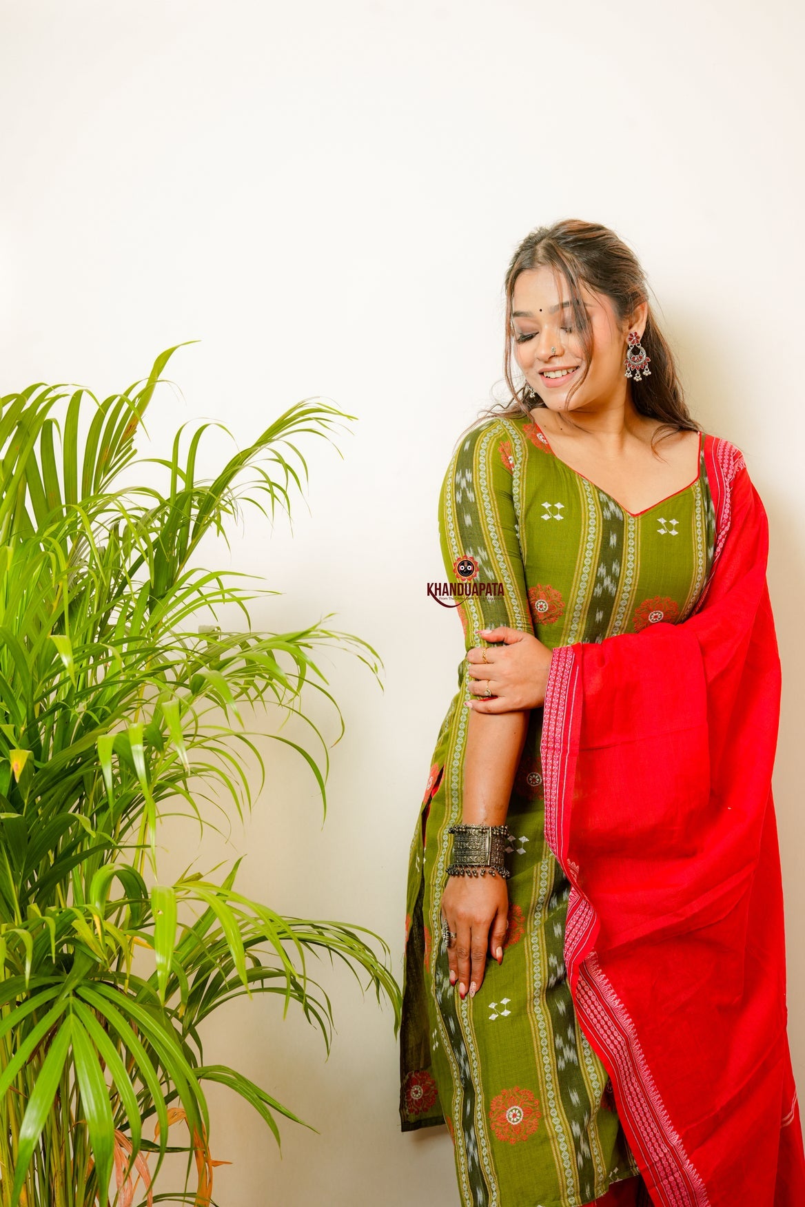 Mehndi Pasapali Design Unstitched Suit For Women