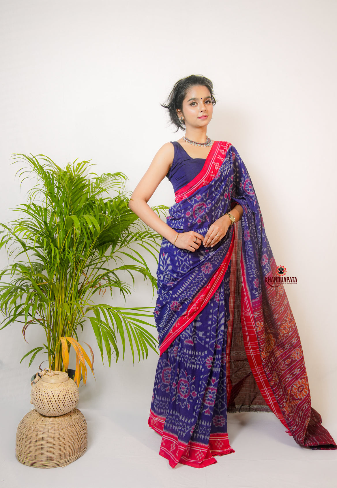 Blue And Red Flower Design Cotton Saree For Women