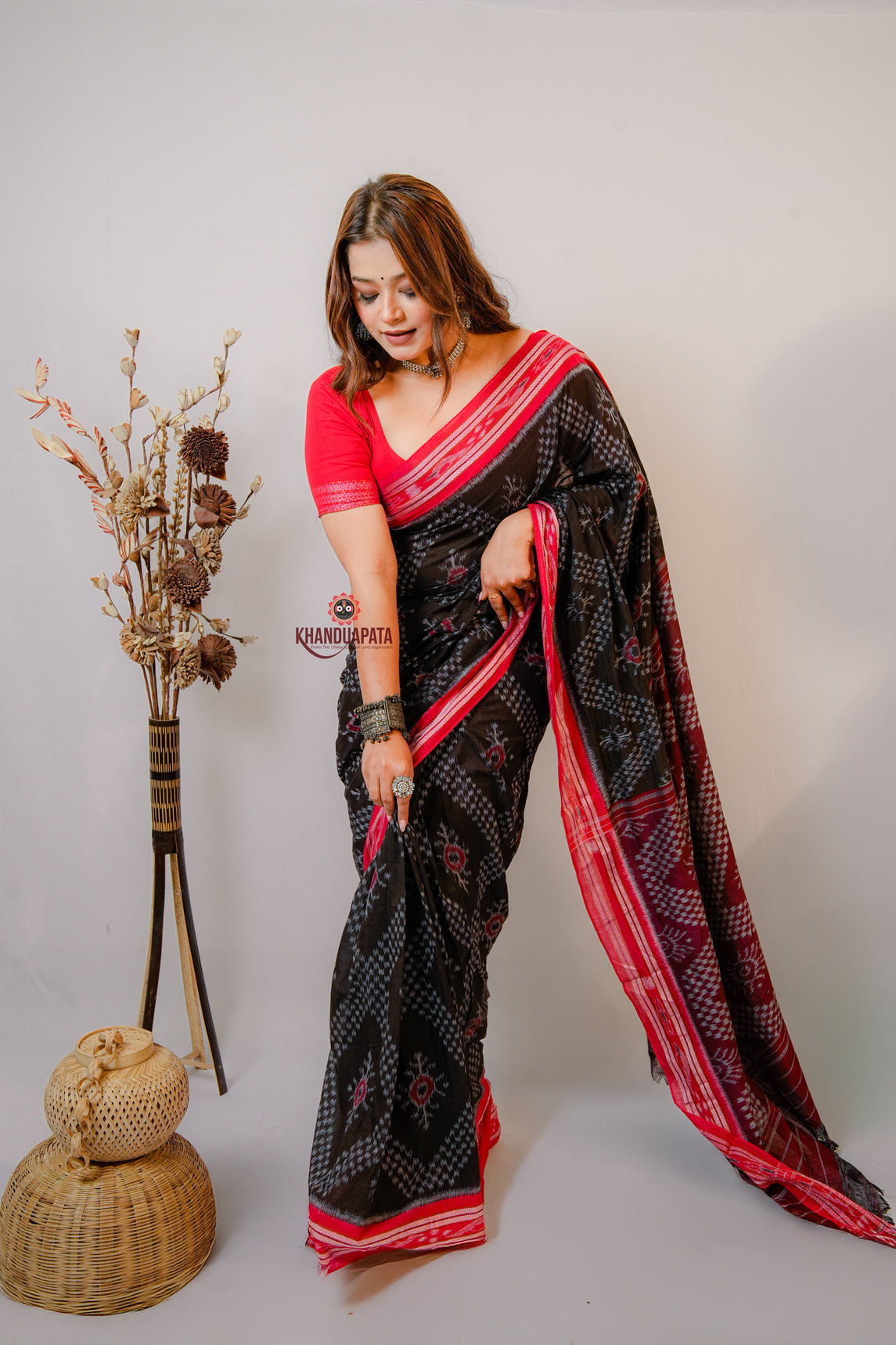 Black & Red Star Design Cotton Saree For Women