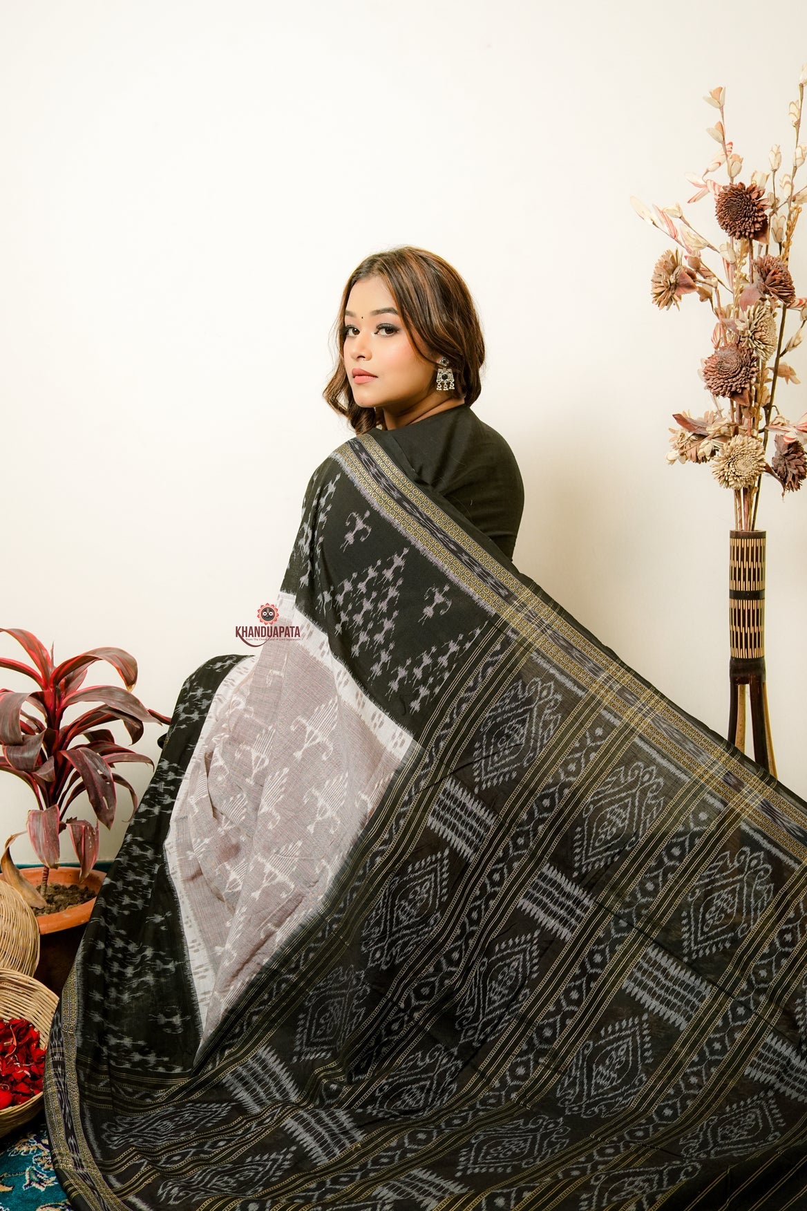 Multicolor Special Contrast Doll Design Cotton Saree For Women