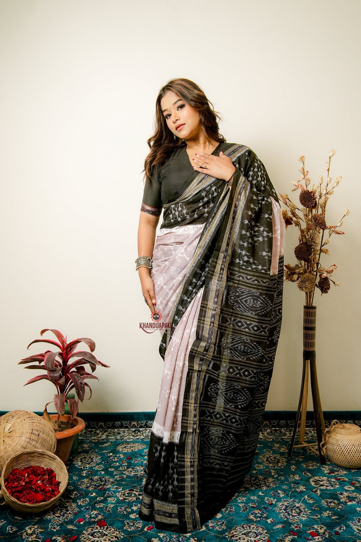 Multicolor Special Contrast Doll Design Cotton Saree For Women