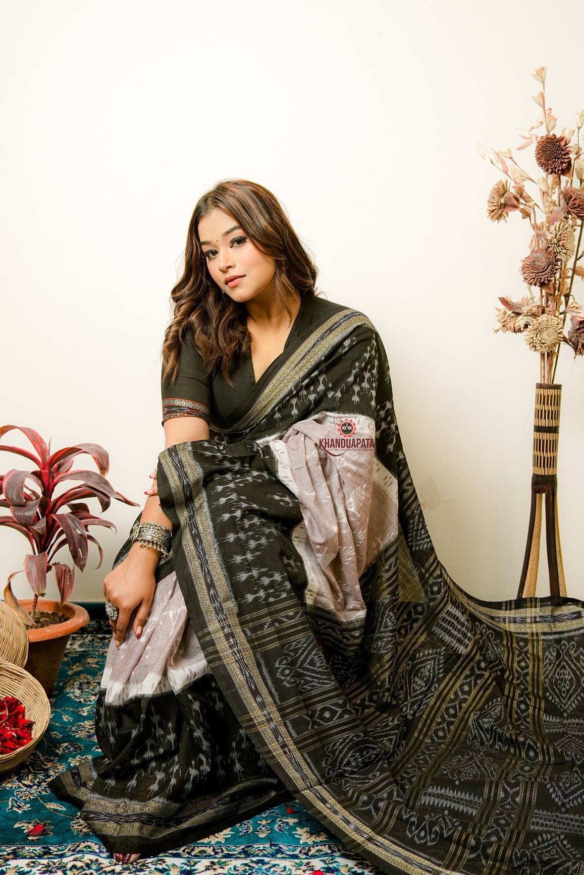 Multicolor Special Contrast Doll Design Cotton Saree For Women