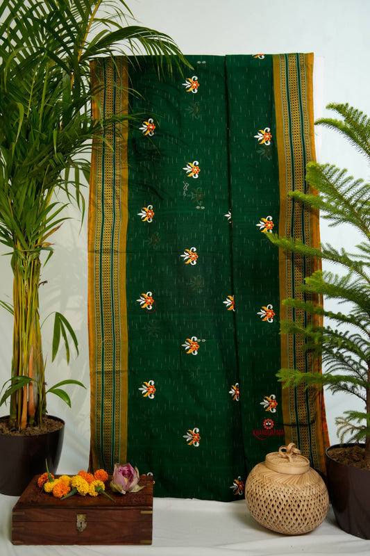 Green Colour Flower Design Cotton Saree For Women