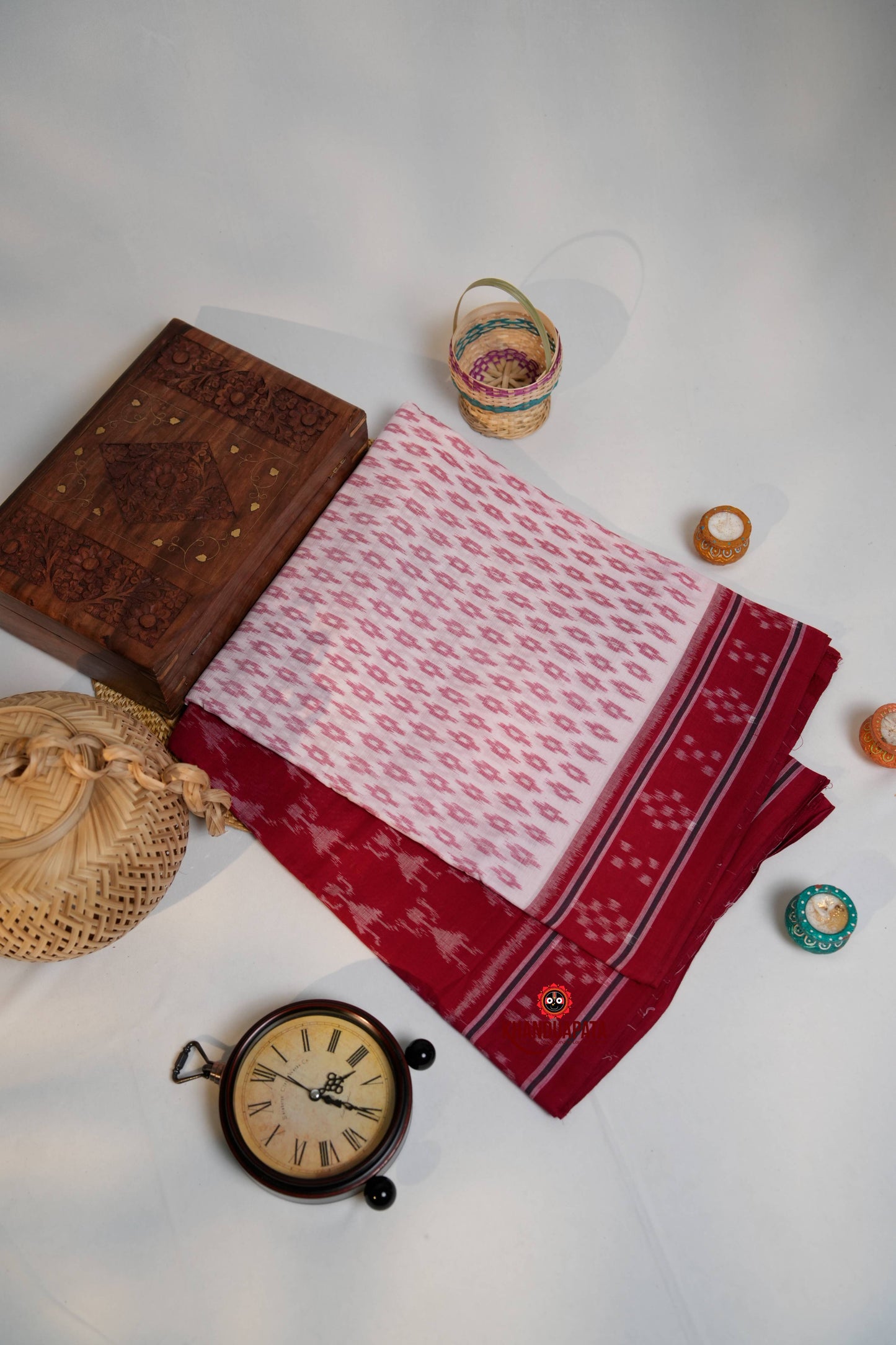 Red & White Design Cotton Saree For Women