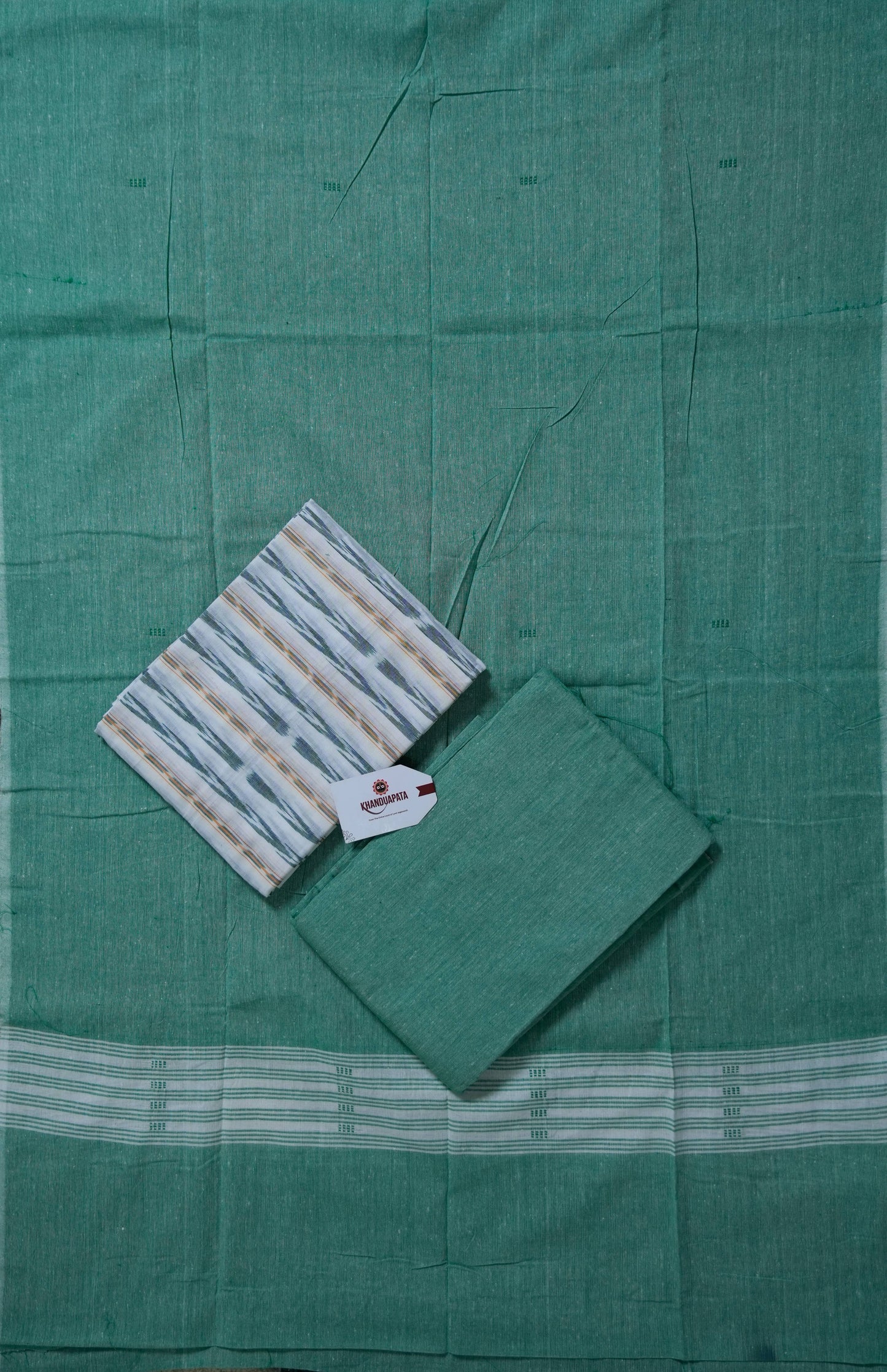 Green & White Arrow Unstitched Cotton Suit For Women
