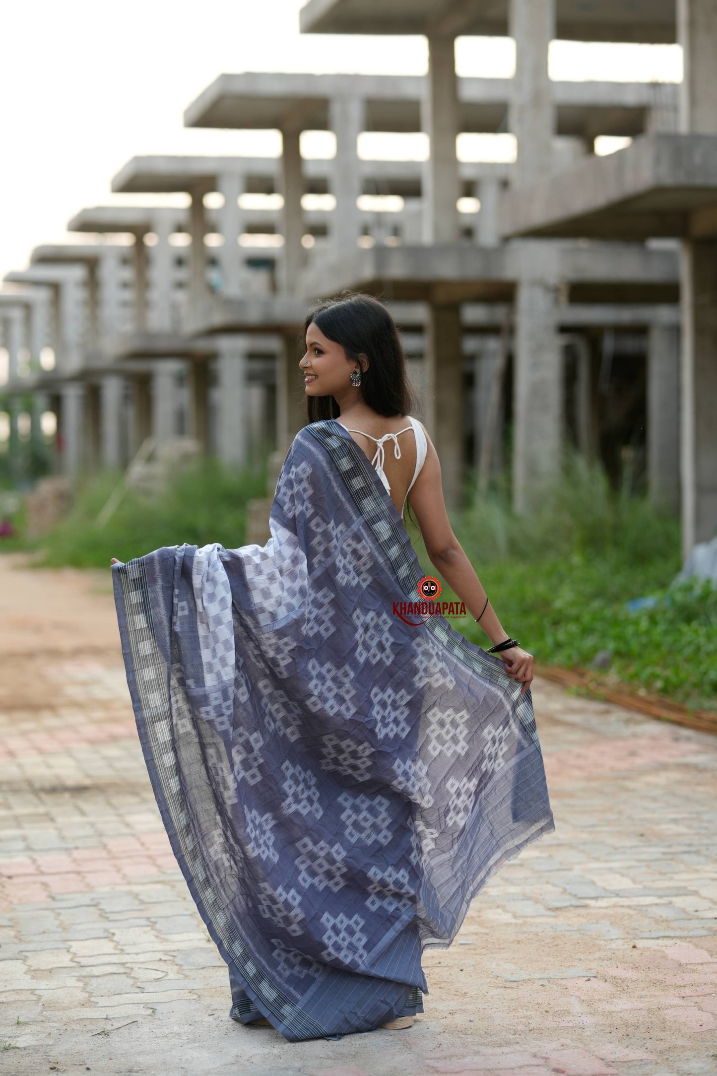 Grey & White Body Design Cotton Saree For Women