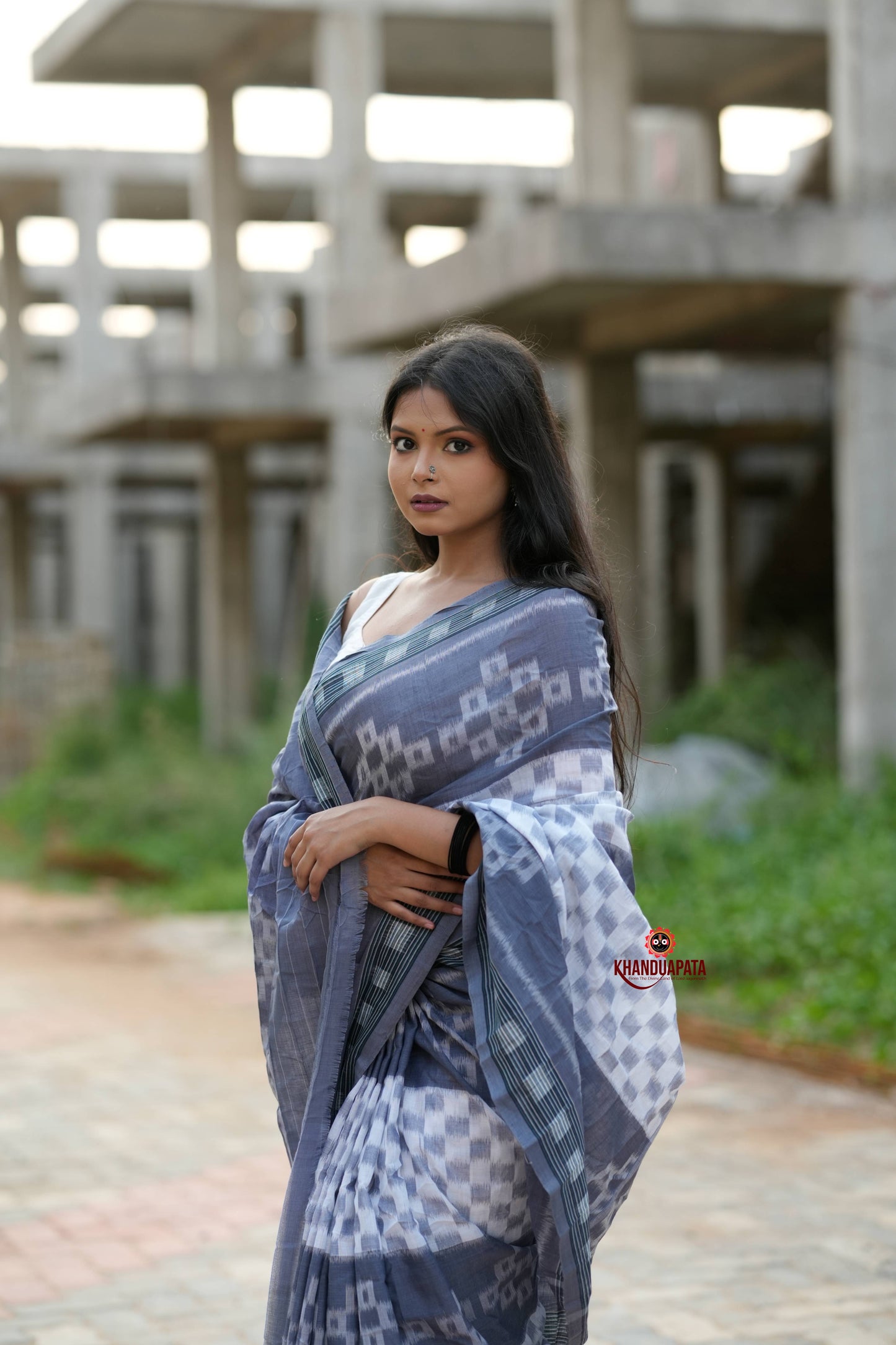 Grey & White Body Design Cotton Saree For Women