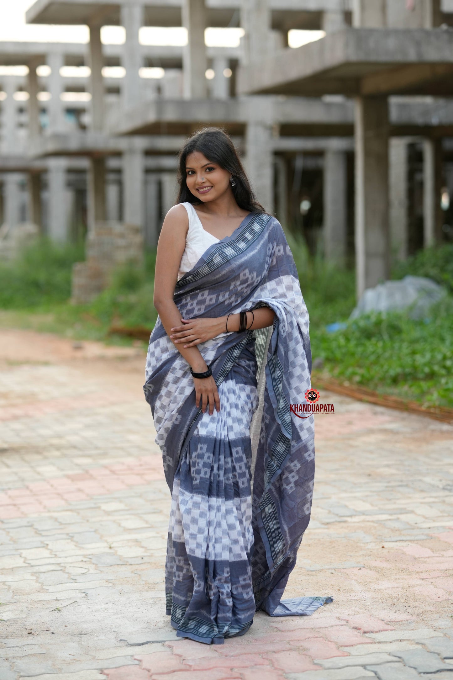 Grey & White Body Design Cotton Saree For Women