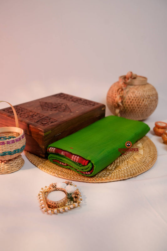 Green & Maroon Colour Dot Design Cotton Saree For Women